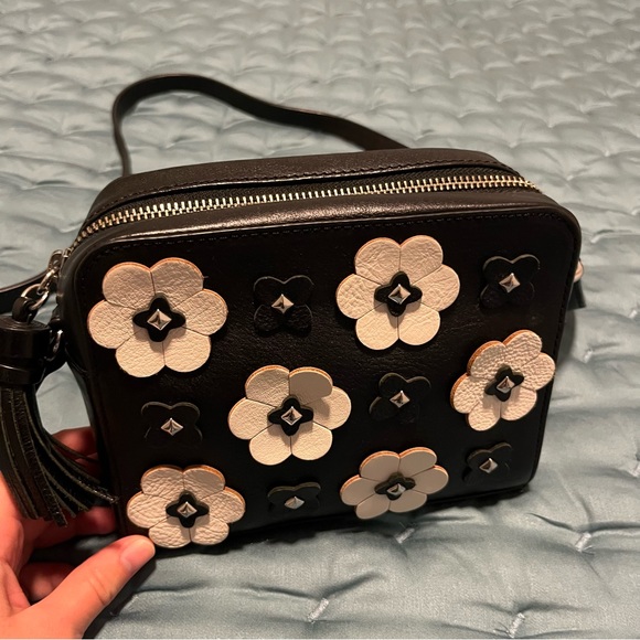 Genuine Leather | Excellent Condition | Crossbody | Camera Bag - Picture 2 of 8